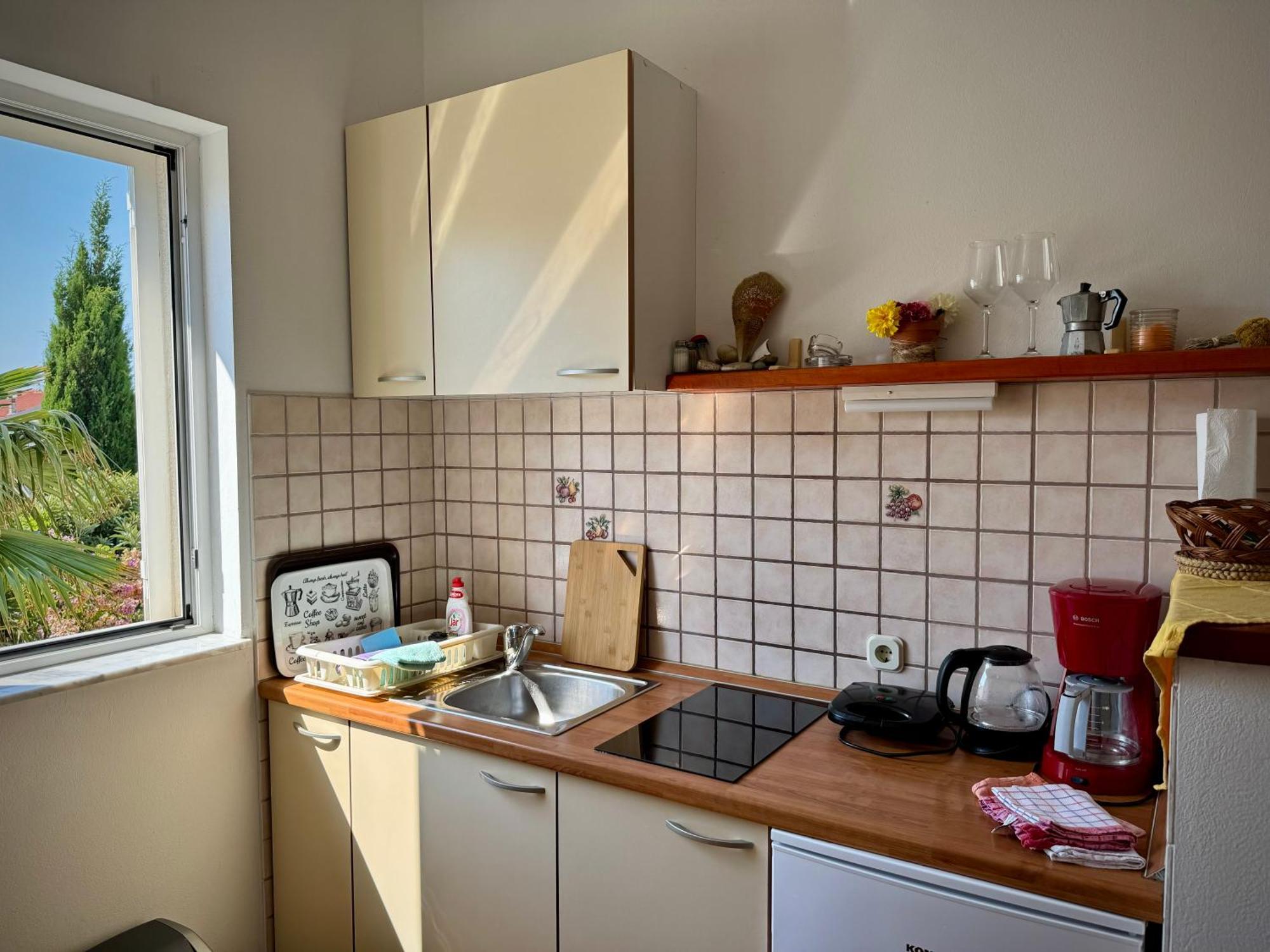 Apartments Maricic Banjol Екстериор снимка