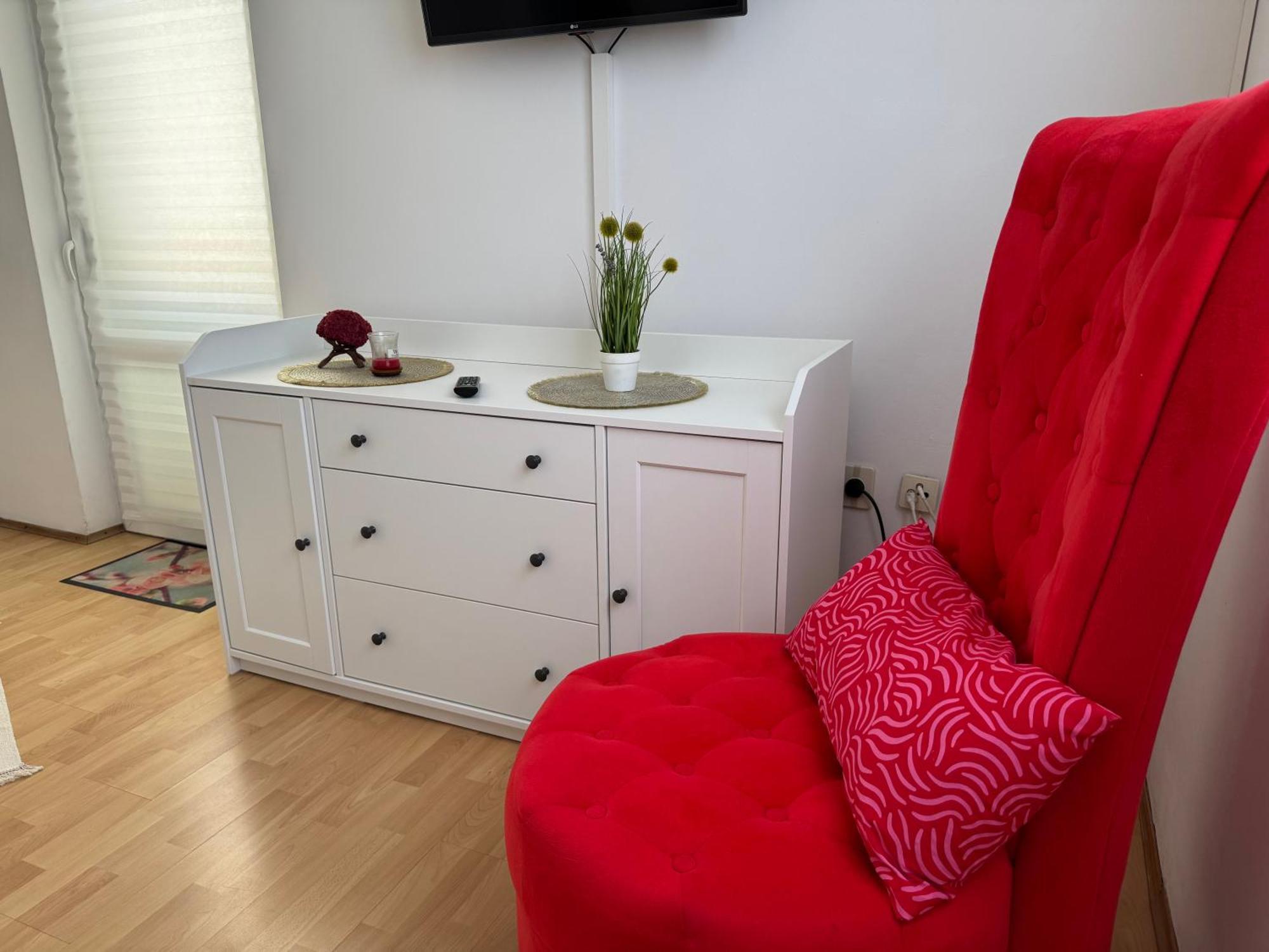 Apartments Maricic Banjol Екстериор снимка