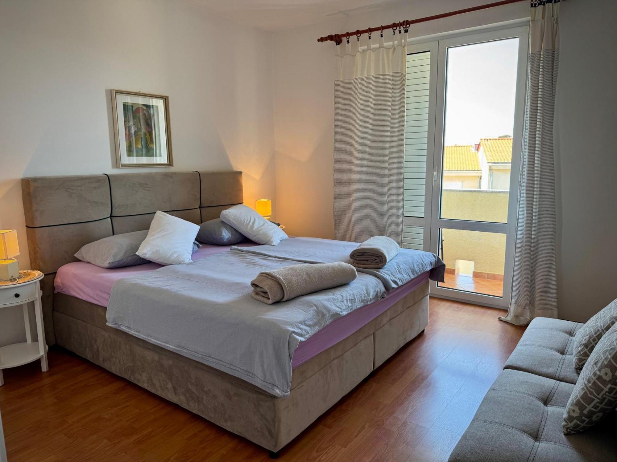 Apartments Maricic Banjol Екстериор снимка