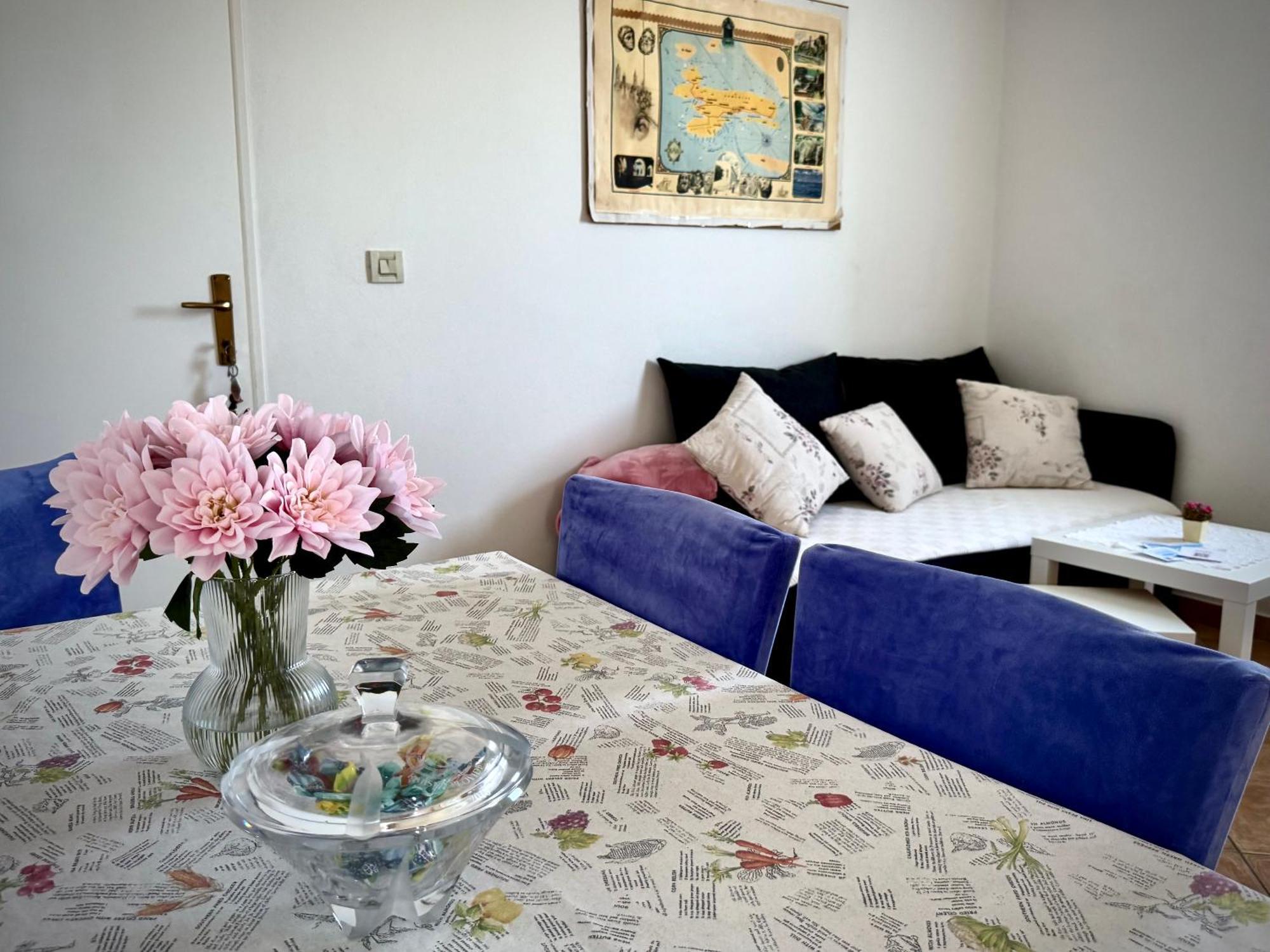 Apartments Maricic Banjol Екстериор снимка